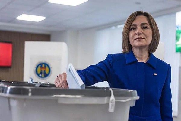 პროტოკოლების 99%-ის დამუშავების შემდეგ, მოლდოვის საპარლამენტო არჩევნებში მაია სანდუს პარტია ლიდერობს