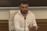 giorgi-xoWava-Semagdes-ew-kapezeze-da-sami-dRis-ganmavlobaSi-ar-maZlevdnen-wyals-ar-maWmevdnen-saWmels-ramdenime-saaTis-SualediT-gavyavdi-mawamebdnen-mcemdnen-eleqtro-Sokerebs-iyenebdnen-TiTqmis-yvela-cemis-epizodSi