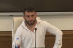 giorgi-xoWava-im-axalgazrdebis-mSoblebs-mivmarTav-romlebic-rusTavelze-aqciebis-periodSi-daiWires--Tqvenma-Svilebma-kanoni-mainc-daarRvies-da-me-19-wlis-bavSvi-ratom-vijeqi-cixeSi-es-iyo-faSisturi-reJimi-romelic-arasdros-dabrundeba