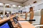 saqarTvelos-parlamenti-saqarTvelos-xelisuflebam-ar-Seasrula-dif-sTeiTis-warmomadgenlis-moTxovna-meore-frontis-gaxsnis-Taobaze-rasac-dif-sTeiTi-saqarTvelos-verafriT-patiobs