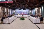 3-Tvis-win-zelenski-uars-ambobda-putinTan-saubarze-da-axla-mis-stambolSi-Casvlas-iTxovda---ase-ar-xdeba-roca-win-mimavali-jari-ukan-ixevs-da-cecxlis-Sewyvetas-Tanxmdeba