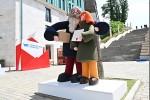 saqarTvelos-damoukideblobis-dRes-saqarTvelos-fosta-safosto-atributikiT-aris-warmodgenili-qalaq-quTaisSi