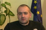 giorgi-gamsaxurdia-baCiaSvilis-dakavebaze-es-aris-yvela-TaRliTis-qveynis-mtris-da-mavneblis-bolo-gaCereba-adre-Tu-gvian-es-yvelas-mouwevs-visac-danaSauli-aqvs-Cadenili