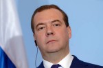medvedevi-ukrainas-dabombili-aerodromebis-gamo-SurisZiebiT-emuqreba