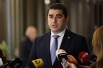 Salva-papuaSvili-evroparlamentis-mowodebis-Sinaarsi-ar-mainteresebs-radgan-gvaqvs-saqme-im-jgufTan-romelmac-ganxilvebis-dros-Tqva-rom-nacmoZraoba-demokratiis-aRmSenebelia-qveyanaSi-da-saakaSvili-unda-gavaTavisufloT