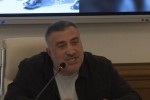 Camorbis-axalgazrda-biWi-videos-miRebs-mafurTxebs-da-iwyebs-Cem-cemas-iRebs-telefons-da-rekavs---au-gagiJdebi-rom-naxo-es-ra-dReSia-ratomeli-wverebiani-WiqaSvili-mere-ambobs-rom-pirvels-anaxeb-mand-aris-pirveli