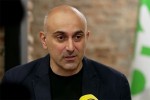 aleqsandre-raqviaSvili-sainteresoa-rodis-dadgeba-is-momenti-roca-4-5-9-25-s-amomrCeveli-mixvdeba-rom-brZolis-nacvlad-iaffasian-speqtaklSi-iRebs-monawileobas