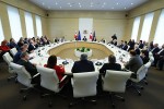 saqarTvelos-premier-ministri-irakli-kobaxiZe-biznesseqtoris-warmomadgenlebs-Sexvda