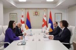 premier-ministri-irakli-kobaxiZe-somxeTis-Sinagan-saqmeTa-ministr-arpine-sargsians-Sexvda