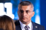 mamuka-mdinaraZe-ramxela-SiSi-aqvT-da-ra-simxdalea-Cadebuli-imaSi-rom-sityva-damxobasTan-erTad-amboben-mSvidobians---Tu-damxobas-ambobs-imis-Tavi-unda-hqondes-rom-mSvidobiani-ar-daayolos