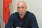 zaza-guliaSvili-qarelSi-qarTuli-ocnebis-merobis-kandidati-meoTxe-vadiT-var-rom-ara-mosaxleobis-siyvaruli-da-gverdze-dgoma-am-dromde-ver-movidodi