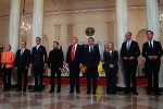 Politico-evropeli-liderebis-trampTan-Casvlis-xuTi-ucnauri-momenti