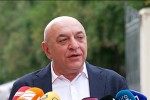 aleqsi-axvlediani-baton-mamuka-mdinaraZes-me-ar-vicnob-erT-sivrceSic-ar-varT-arasdros-namyofi-baton-mamukas-arc-dRemde-Sevxvedrivar-saerTod-TvaliT-ar-myavs-nanaxi