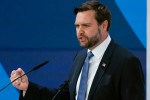 jei-di-vensi-Politico-s-statias-akritikebs-da-acxadebs-rom-gamocema-gabrazebul-dif-sTeiTerebs-daeyrdno