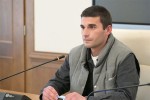 giorgi-zerekiZe-kupraZem-da-skvinCa-alekom-kvercxi-gvesroles-aqciazeo-da-100-procentiT-geubnebiT-rom-TviTon-dadges