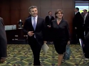 saqarTvelos-premier---ministri-evrokavSiris-sabWos-politikuri-da-usafrTxoebis-komitetis-wevr-elCebs-Sexvda-video