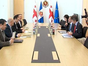 Sinagan-saqmeTa-ministri-saqarTveloSi-evrokavSiris-elCs-filip-dimitrovs-Sexvda