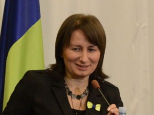 ar-gamovricxav-ivaniSvili-arCevnebamde-isev-dabrundes-politikaSi