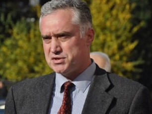 TargamaZis-afeTqeba-im-erTma-provokatorma-gaakeTa-romelmac-saqarTvelos-s-moqalaqeoba-or-groSad-gayida-da-gvamebs-da-areulobas-iTxovs