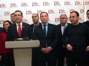 Tavisufali-demokratebidan-wasulebi-da-qarTul-ocnebaSi-ver-misulebi