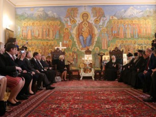 patriarqis-gzavnili-ruseTis-prezidents