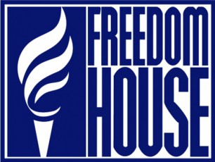 Freedom-House-klintons-kavkasiaSi-vizitisas-adamianis-uflebebis-da-demokratiis-kuTxiT-naklovanebebis-win-wamowevisken--mouwodebs