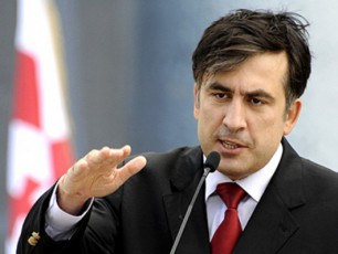 saakaSvili--Cven-gaxsnas-ver-vaswrebT-xolme-rom-mSenebloba-mTavrdeba