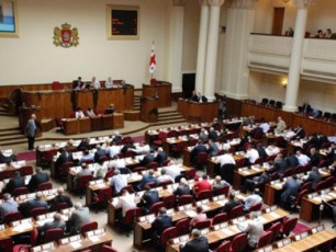 axali-ministrTa-kabineti--dasamtkiceblad-parlaments--samSabaTs-waredgineba