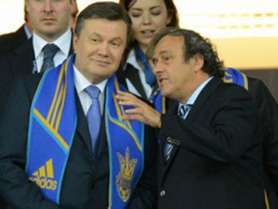 viqtor-ianukoviCs-ukrainuli-opozicia-evro-2012-is-Tanxebis-miTvisebaSi-adanaSaulebs