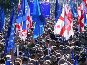 29-seqtembers--bloki-biZina-ivaniSvili---qarTuli-ocneba--TbilisSi-manifestacias-gamarTavs