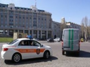 dacvis-700-mde-policieli-axlad-Seqmnil-usafrTxoebis-saqalaqo-samsaxurSi-gadaiyvanes