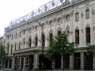 rusTavelis-Teatris-administracia-gancxadebas-avrcelebs