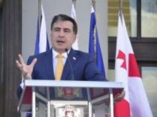 mixeil-saakaSvili--yvelafers-gavakeTeb-rom-prezidentobidan-Cemi-wasvlis-Semdeg-politikaSi-viyo