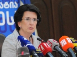 saqarTvelos-mosaxleobas-unda-rom-biZina-ivaniSvili-premieri-nino-burjanaZe-ki-prezidenti-iyos