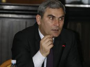 ucxoelebi-saqarTveloSi-SeZenili-miwebis-gayidvas-cdiloben