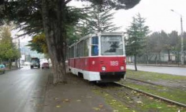 TbilisSi-tramvai-daviT-narmanias-saarCevno-ciklSi-ver-gaivlis
