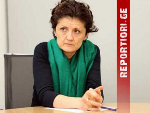 mTavroba-akeTebs-bevr-karg-saqmes-magram-ar-aqvs-unari-rom-es-miawodos-sazogadoebas