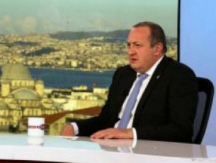 jobia-erTmaneTTan-televiziiT-dialogebs-moveridoT