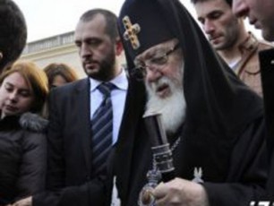 saqarTvelos-patriarqi-kviprosSi-gaemgzavra