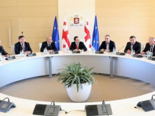 premierma-gubernatorebisgan-regionuli-ganviTarebis-grZelvadiani-gegmis-Sesaxeb-angariSi-moismina