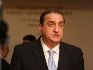 daviT-saganeliZe-umravlesobis-axal-deputatebTan-muSaobis-problemas-ver-xedavs
