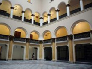 farul-mosmenebze-arasamTavroboebis-iniciativa-parlamentSi-SesaZloa-Tavisufali-demokratebis-saxeliT-iyos-inicirebuli