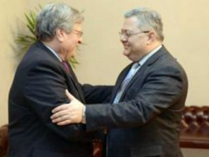 daviT-usufaSvili-NDI-is-prezident-kenet-volaks-Sexvda
