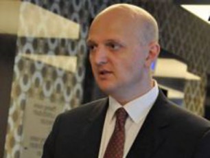 uzenaesi-sasamarTlos-momaval-Tavmjdomares-politikasTan-kavSiri-ar-unda-hqondes