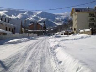 bakurianSi-dakarguli-sami-adamiani-tabawyurSi-ipoves