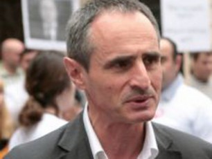 Tavisufalma-demokratebma-saydrisis-komisiis-xelmZRvanelad-Salva-SavguliZe-waradgines