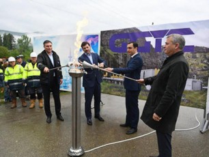 iZulebiT-gadaadgilebul-56-ojaxs-gazificirebis-damadasturebeli-serTifikati-gadaecaT