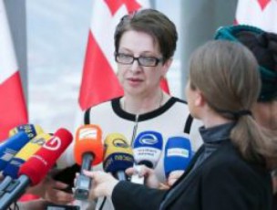 qveyanas-aqvs-realuri-Sansi-miiRos-marTlac-damoukidebeli-da-miukerZoebeli-marTlmsajuleba