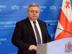 mTavroba-legitimuri-da-ndobiT-aRWurvilia-im-wamamde-sanam-parlamenti-sxva-mTavrobas-ar-daamtkicebs