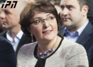 Tina-xidaSeli---politikuri-gancxadebebis-Tavisufleba-samwuxarod-parlamentSi-davtove